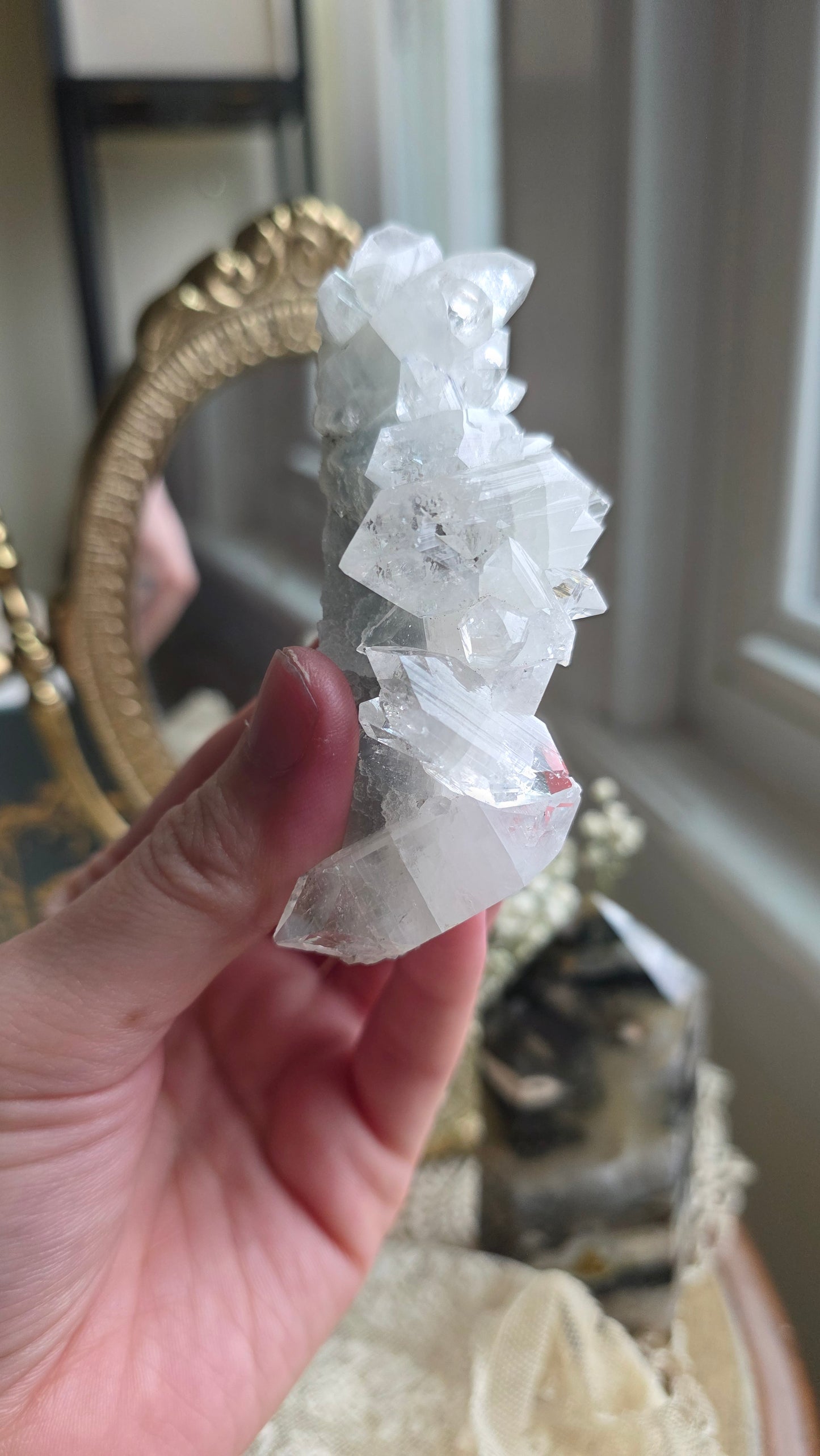 Apophyllite specimen no.6