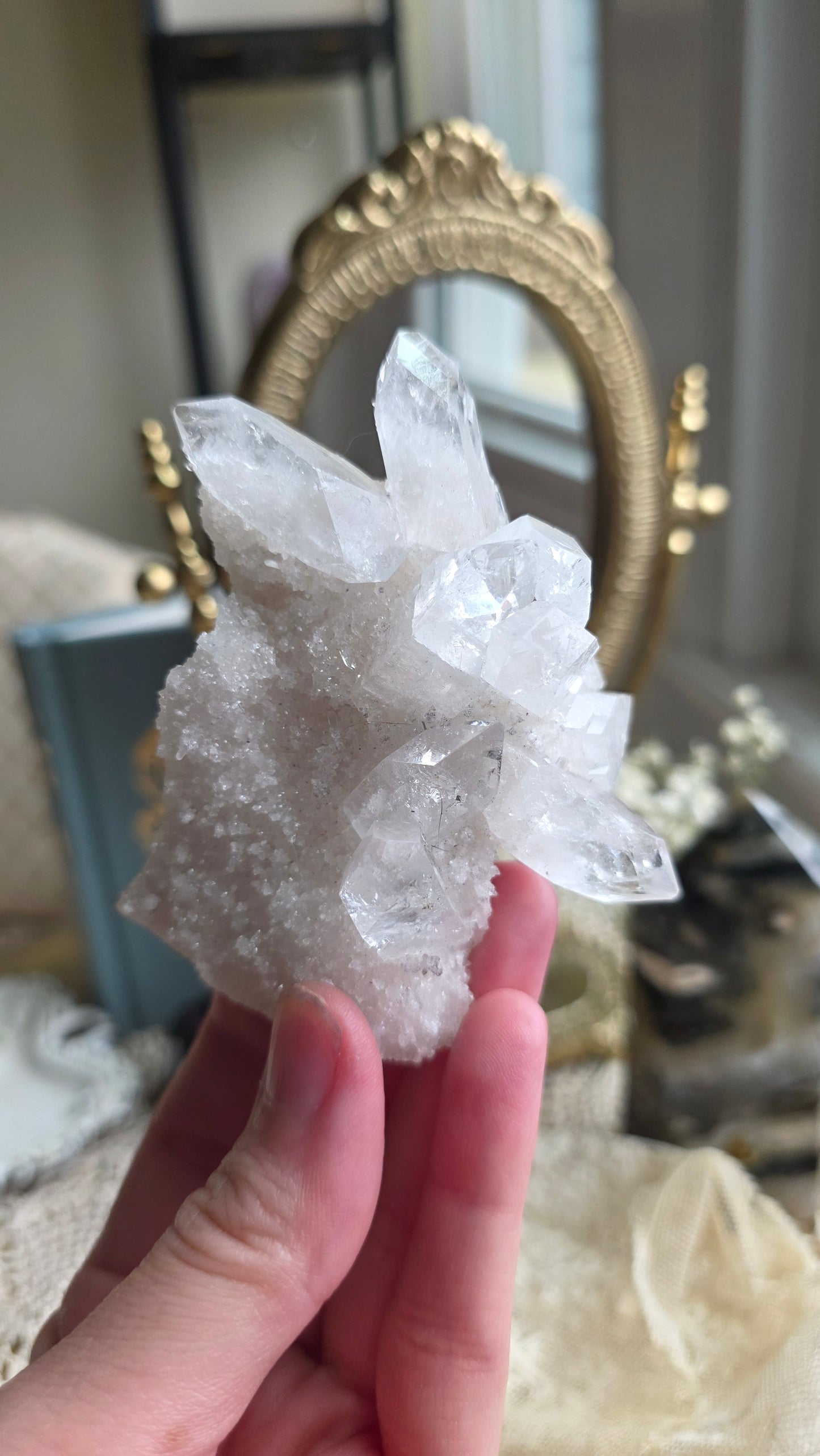 Apophyllite specimen no.7