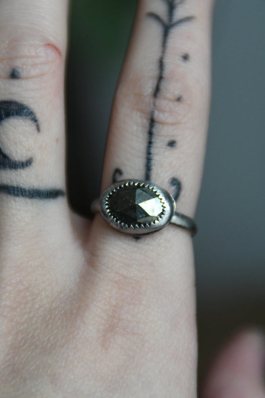 Simple Pyrite Sterling Silver Ring Size 7 3/4 US