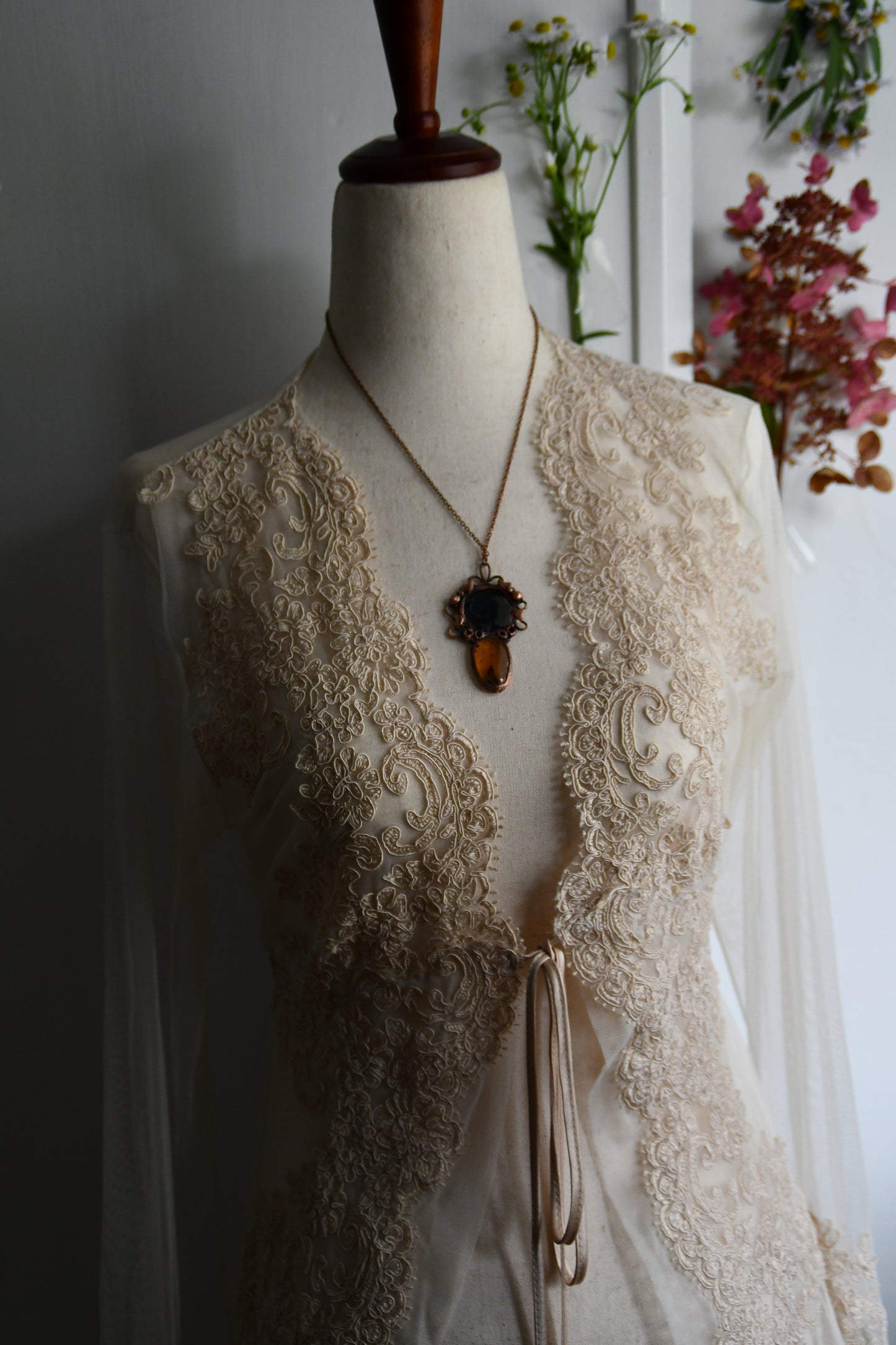 Ritual: The Story Weaver Mirror Pendant with Insect Amber and Garnet
