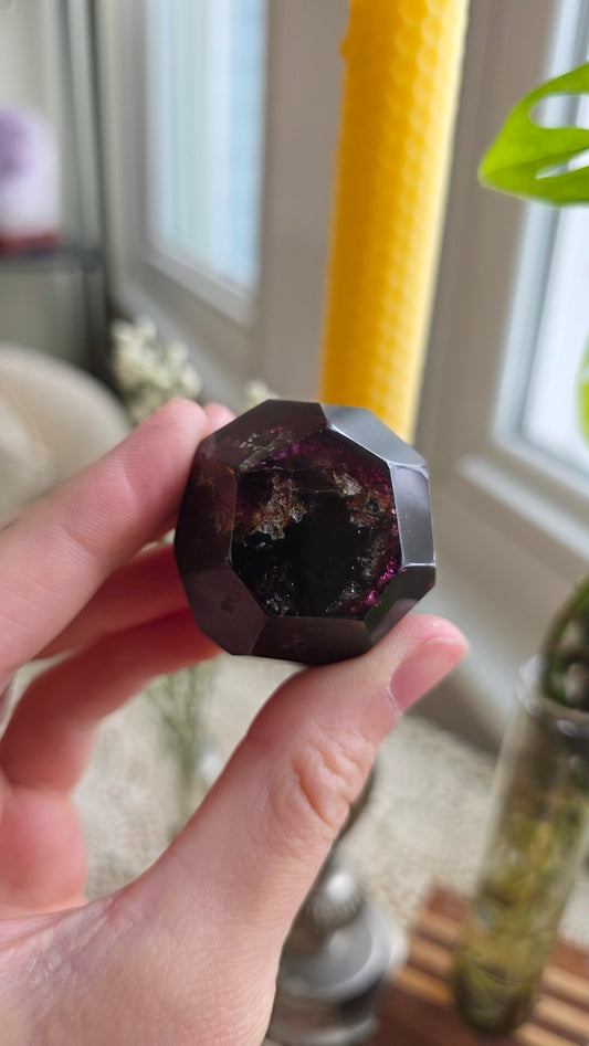 Raspberry Garnet Dodechahedron 8
