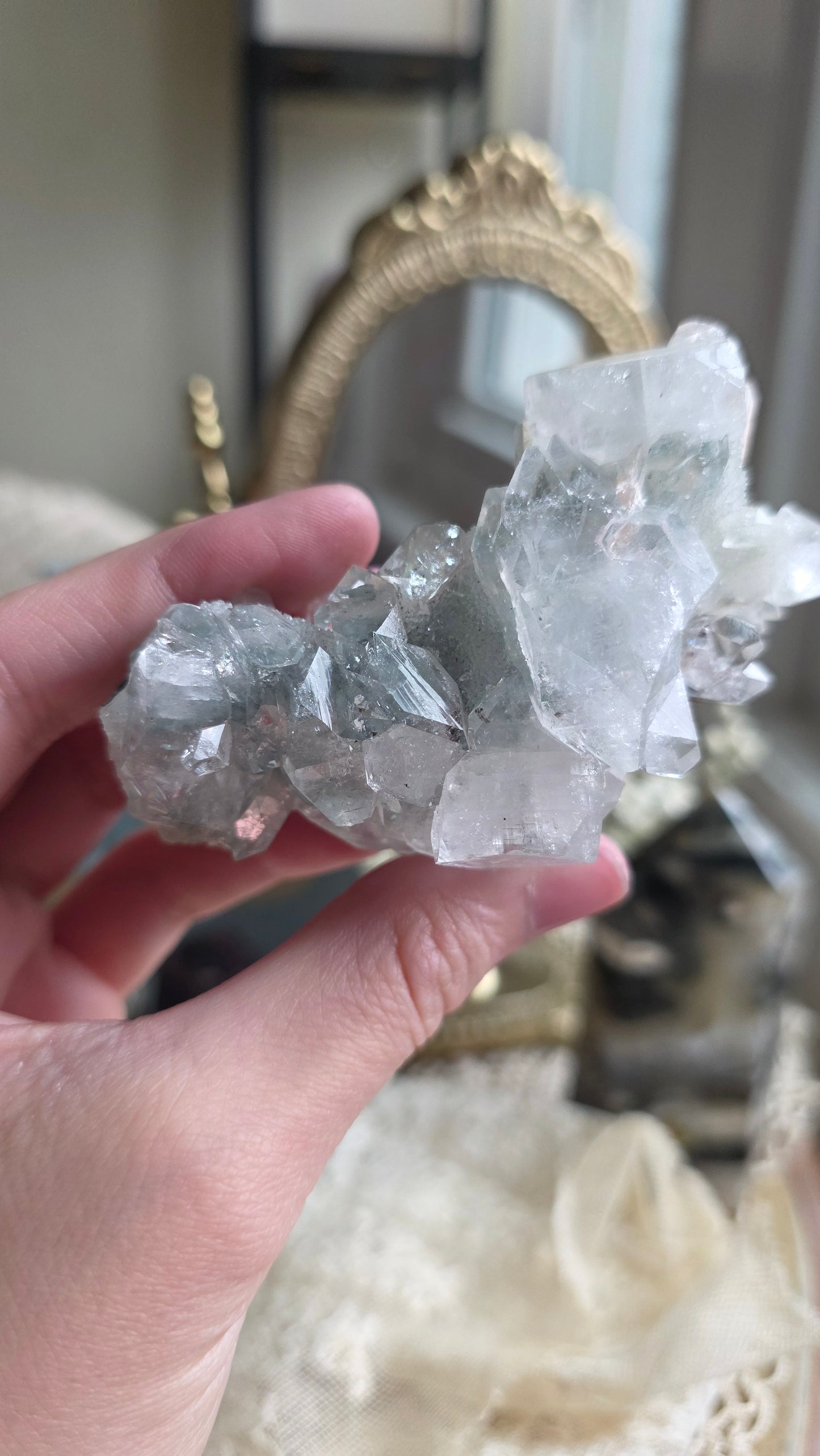 Apophyllite specimen no.5
