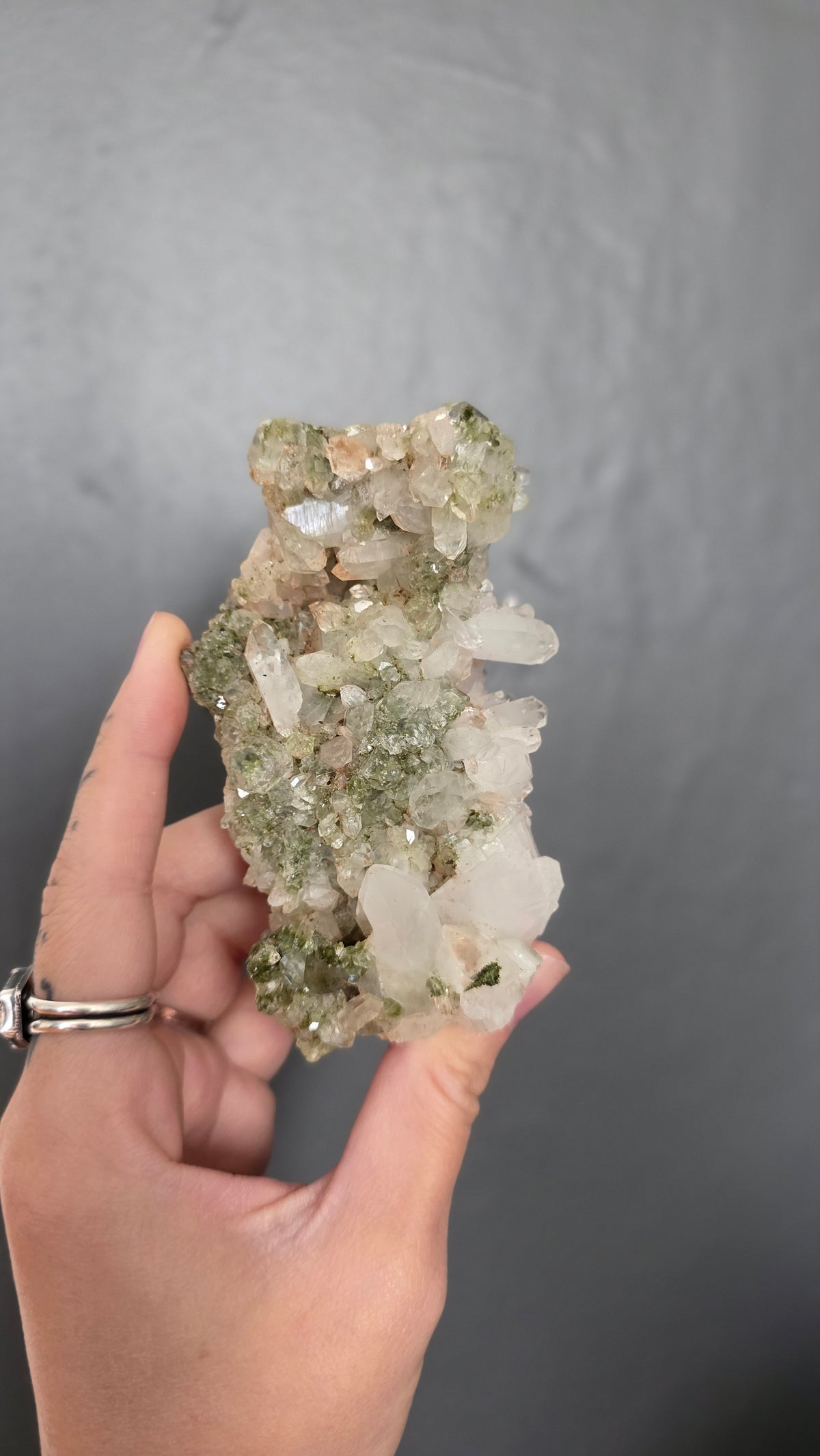 Epidote in Quartz
