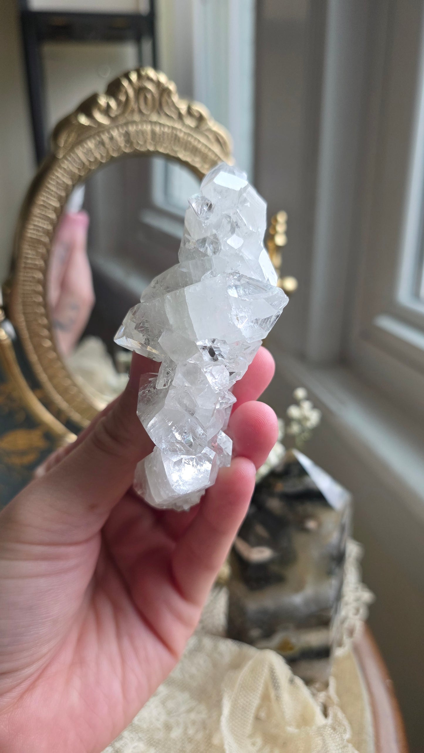 Apophyllite specimen no.6
