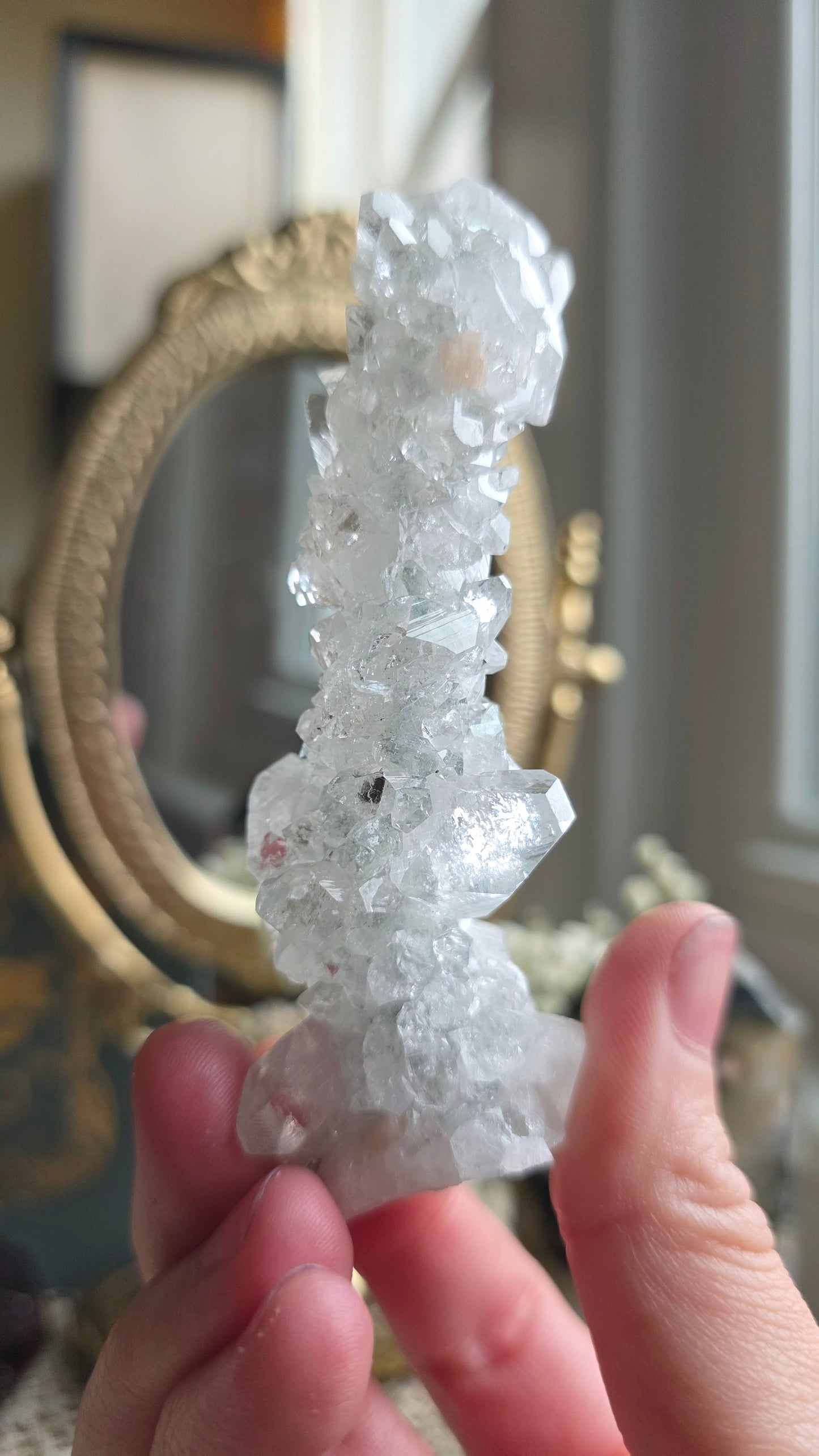 Apophyllite specimen no.8