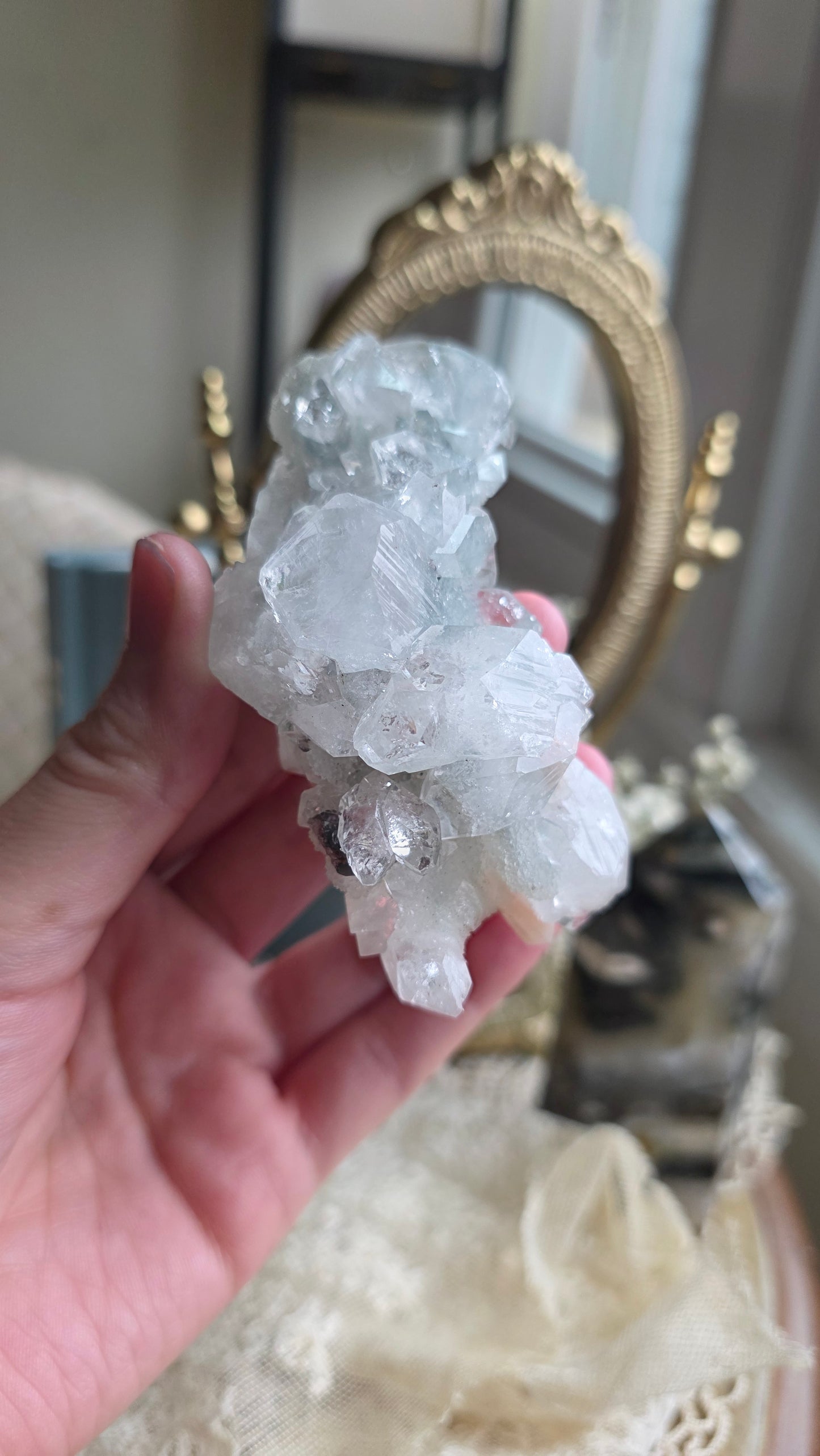 Apophyllite specimen no.5