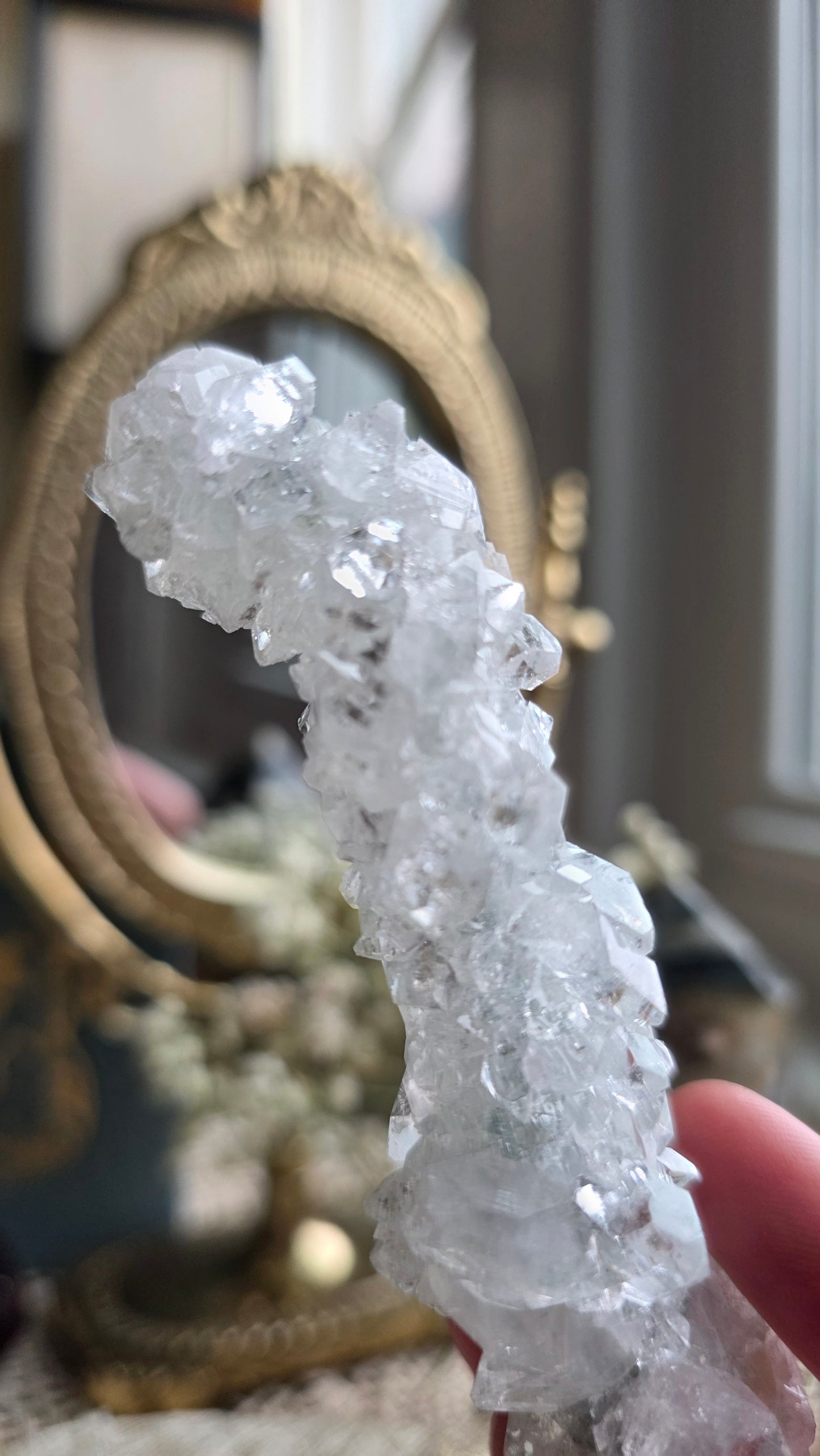 Apophyllite specimen no.8