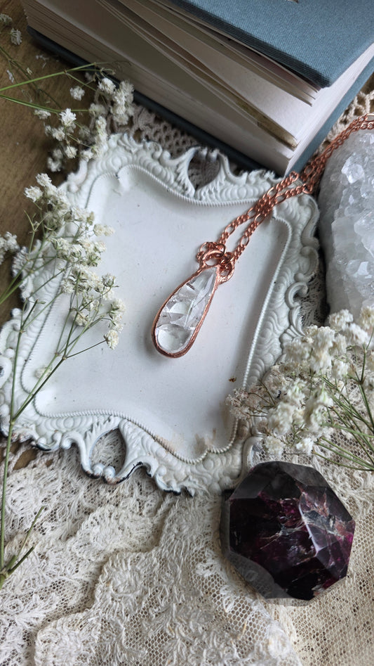 Manifestation Quartz Copper Necklace