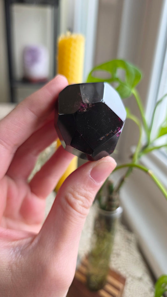 Raspberry Garnet Dodechahedron 10