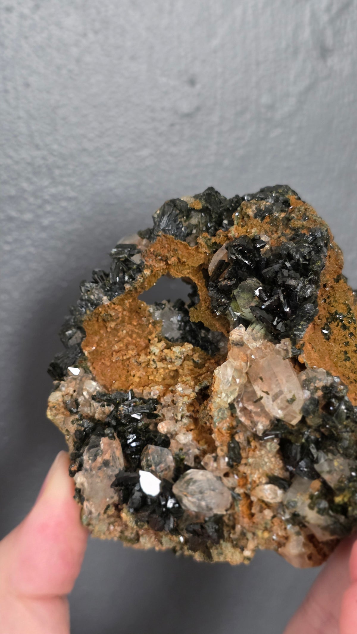 Epidote in Quartz