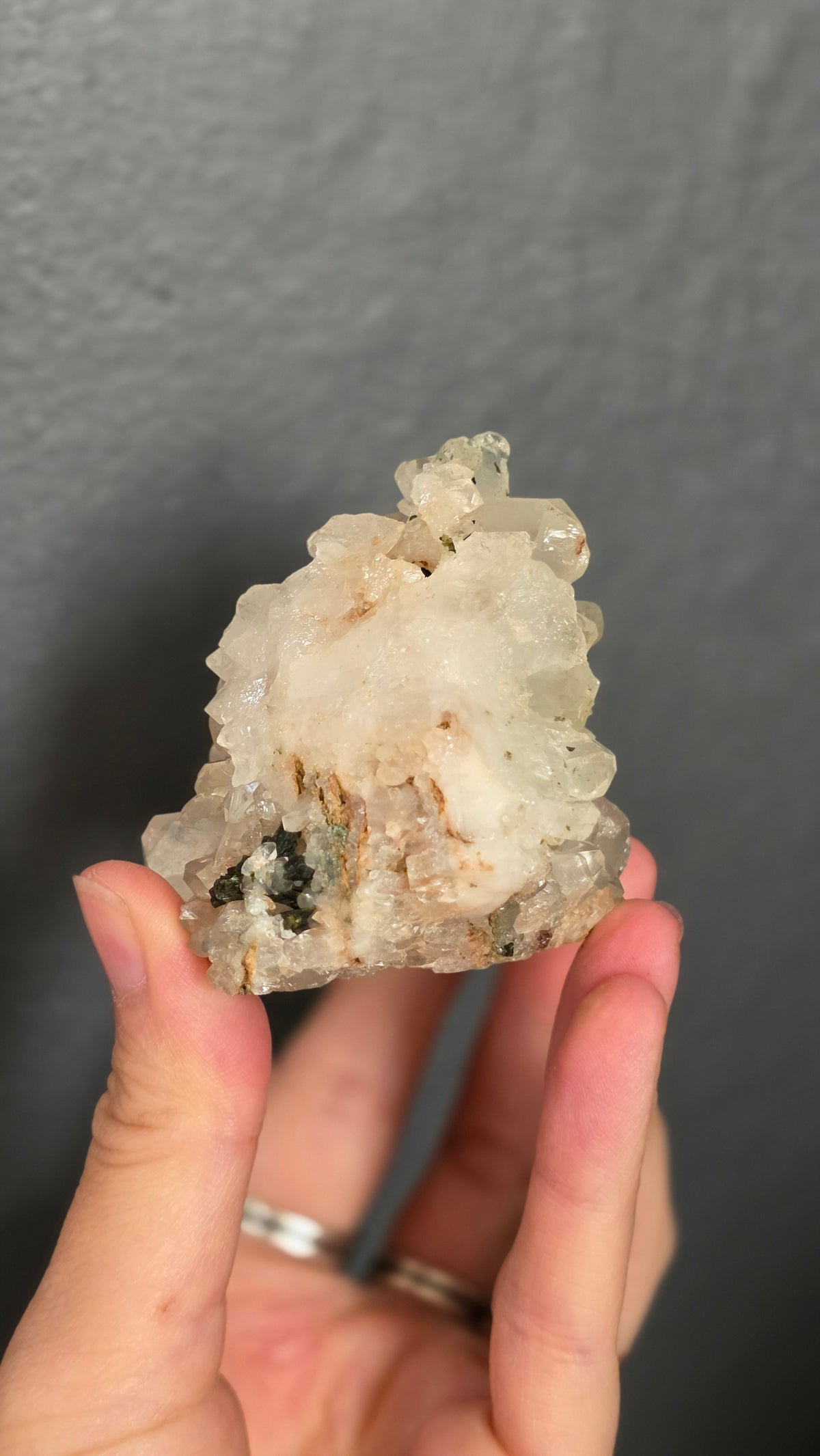 Epidote in Quartz