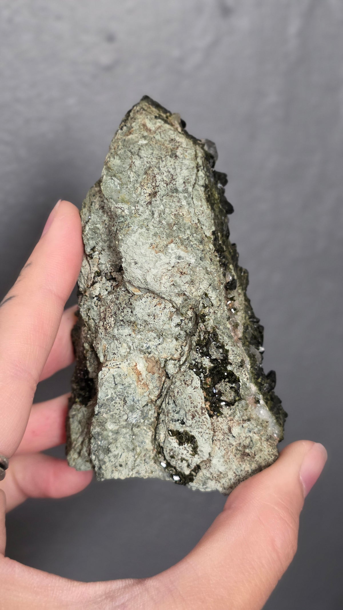 Epidote in Quartz