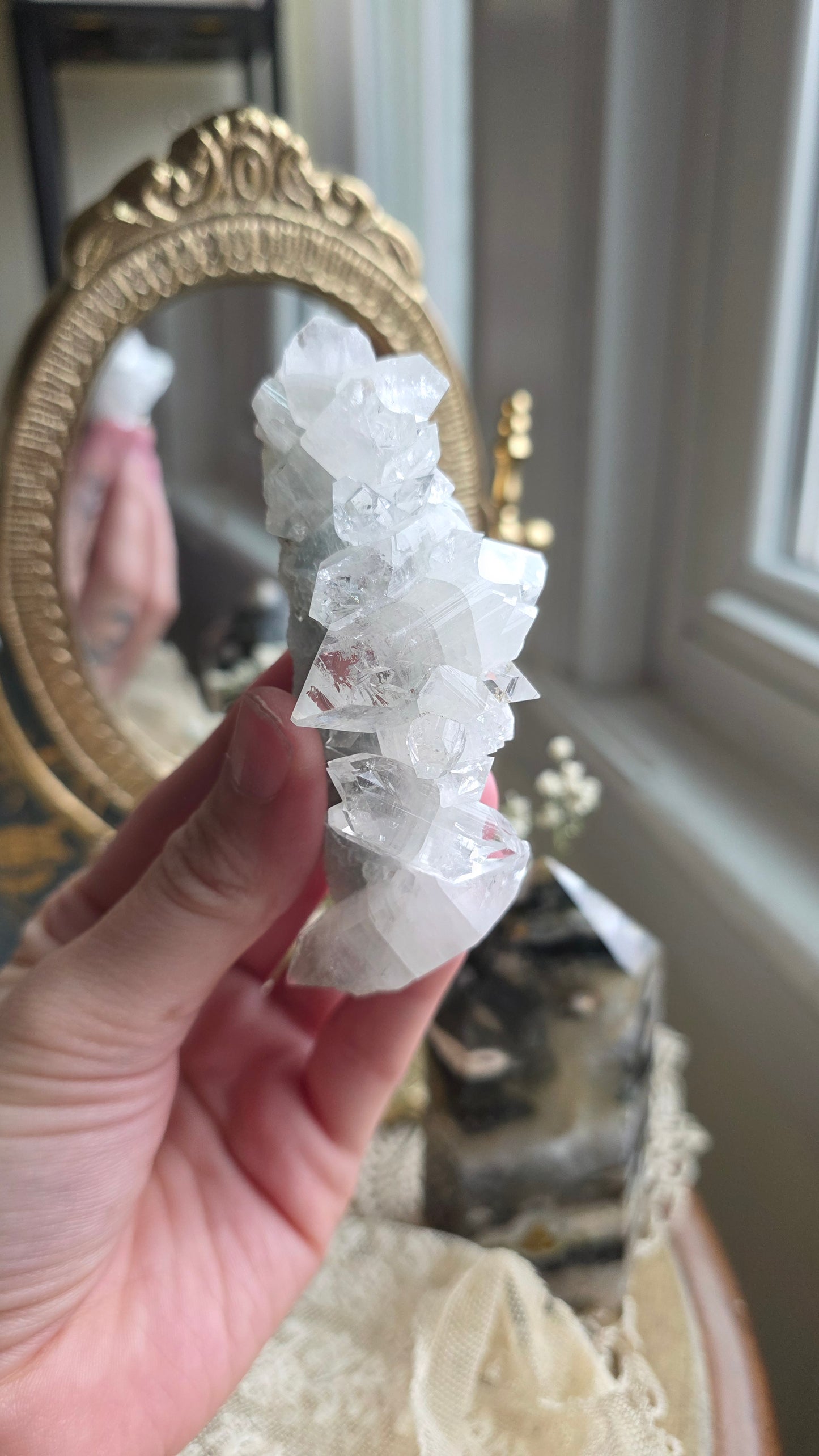 Apophyllite specimen no.6