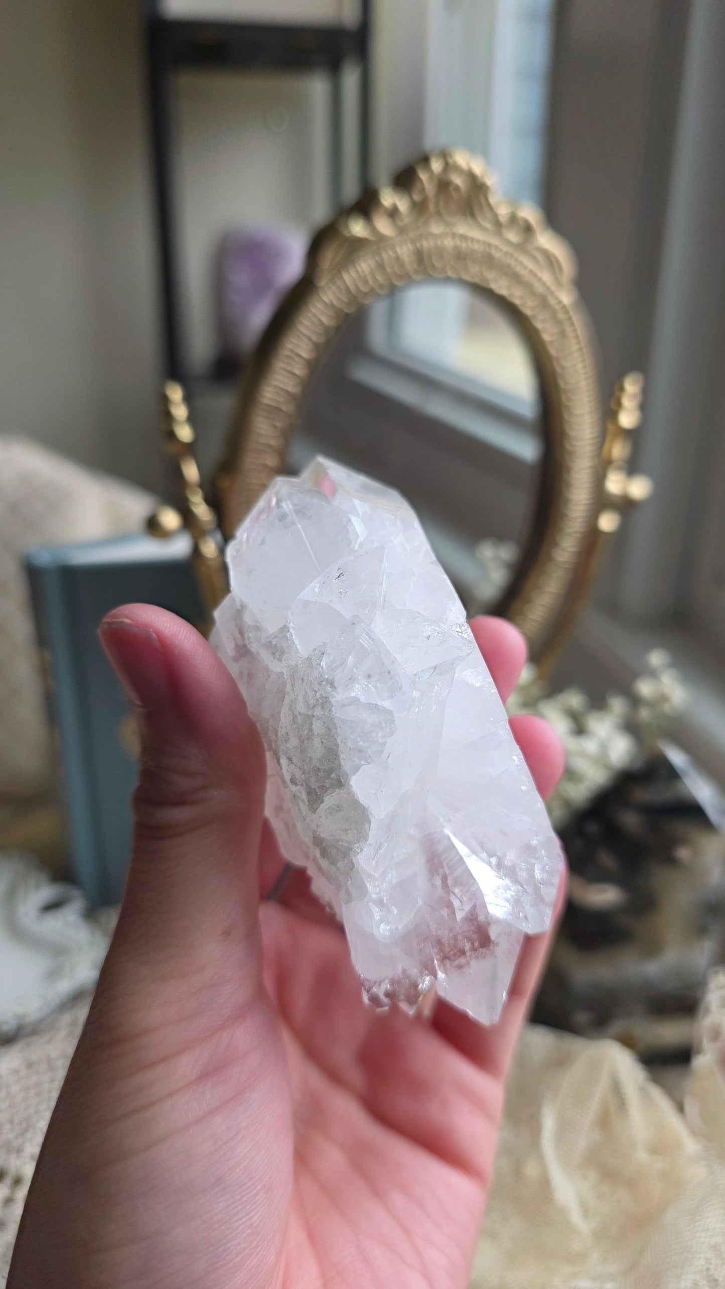 Apophyllite specimen no.4