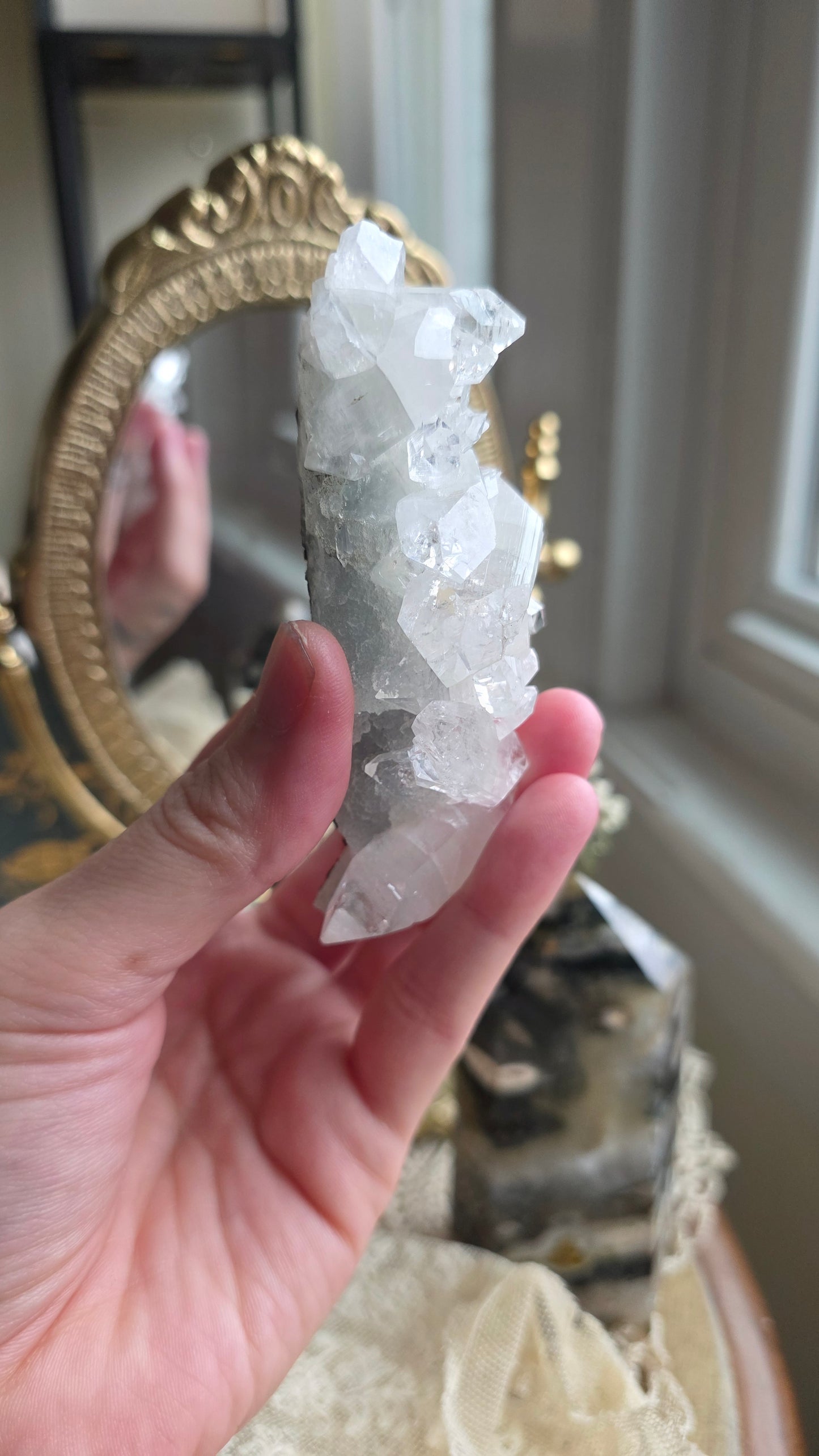 Apophyllite specimen no.6