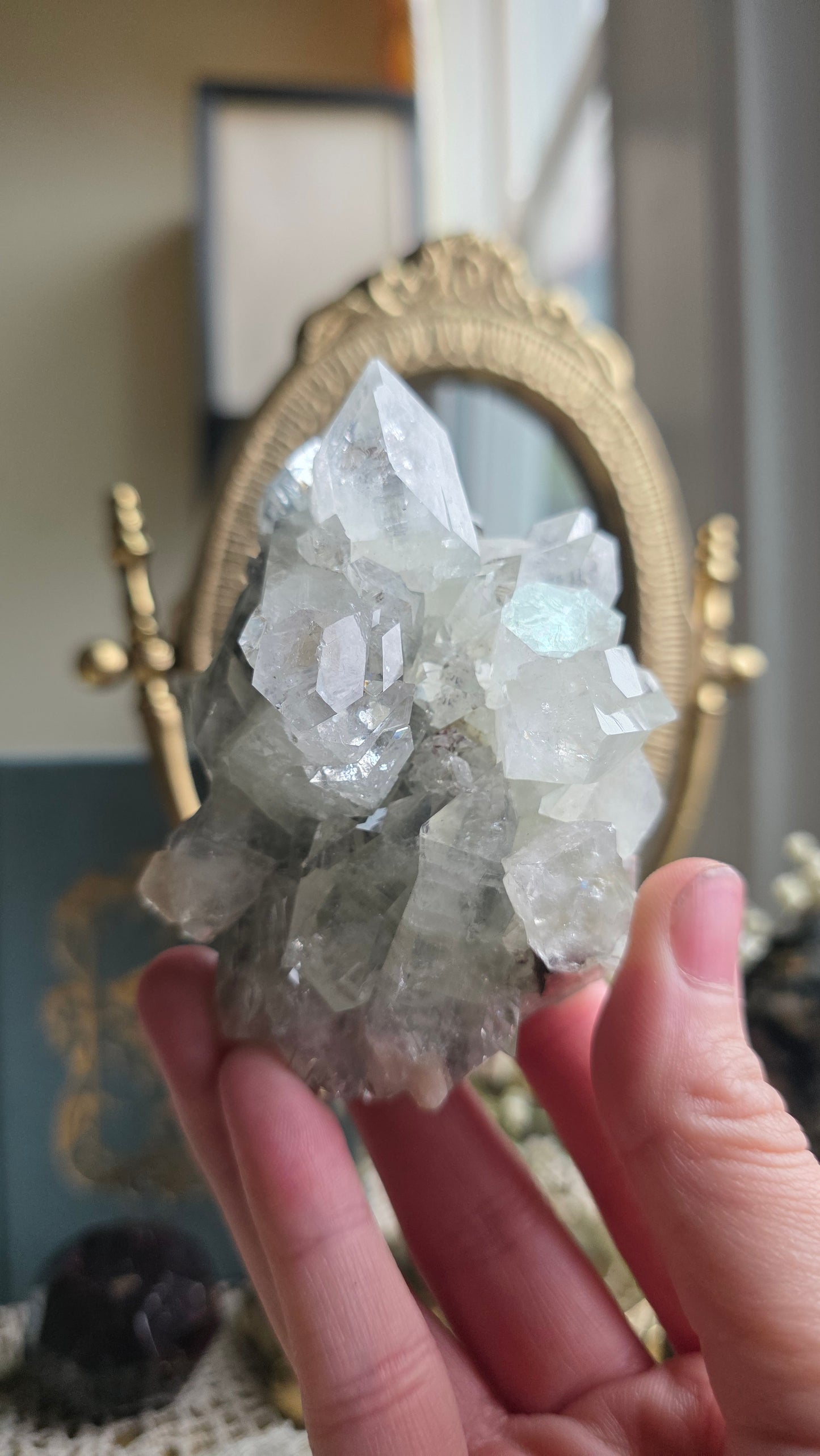 Apophyllite specimen no.9