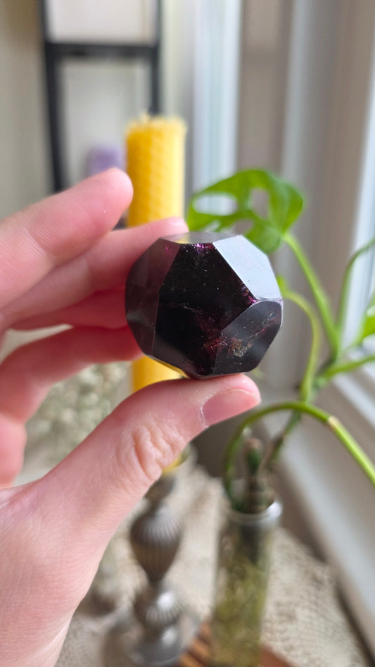 Raspberry Garnet Dodechahedron 14