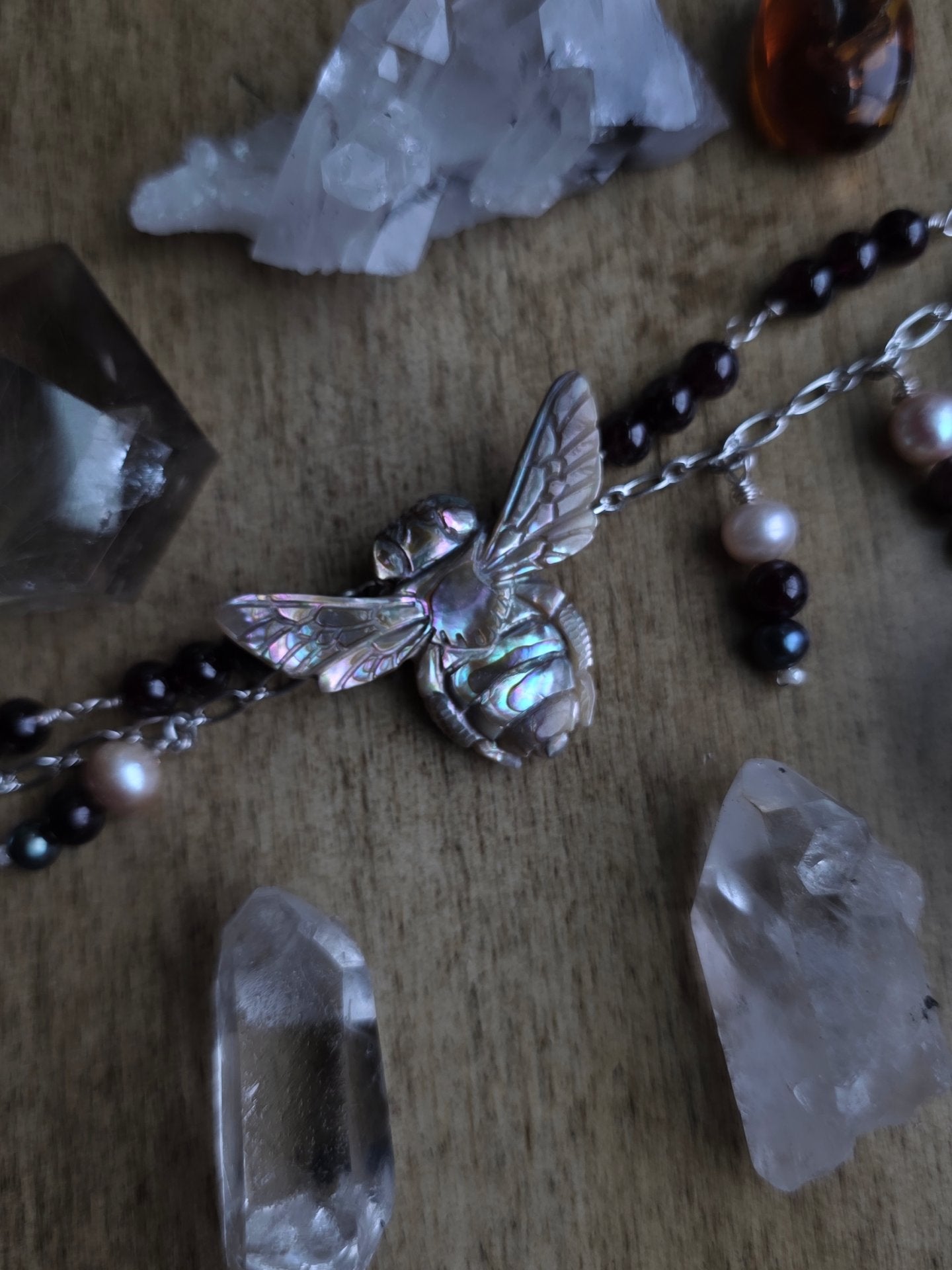 Abalone Bee Carving Choker with Garnet and Pearls