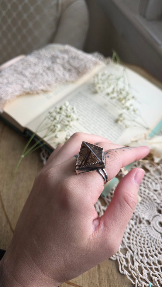 Rutilated Quaryz Pyramid Sterling Silver Ring Size 7 1/4 US