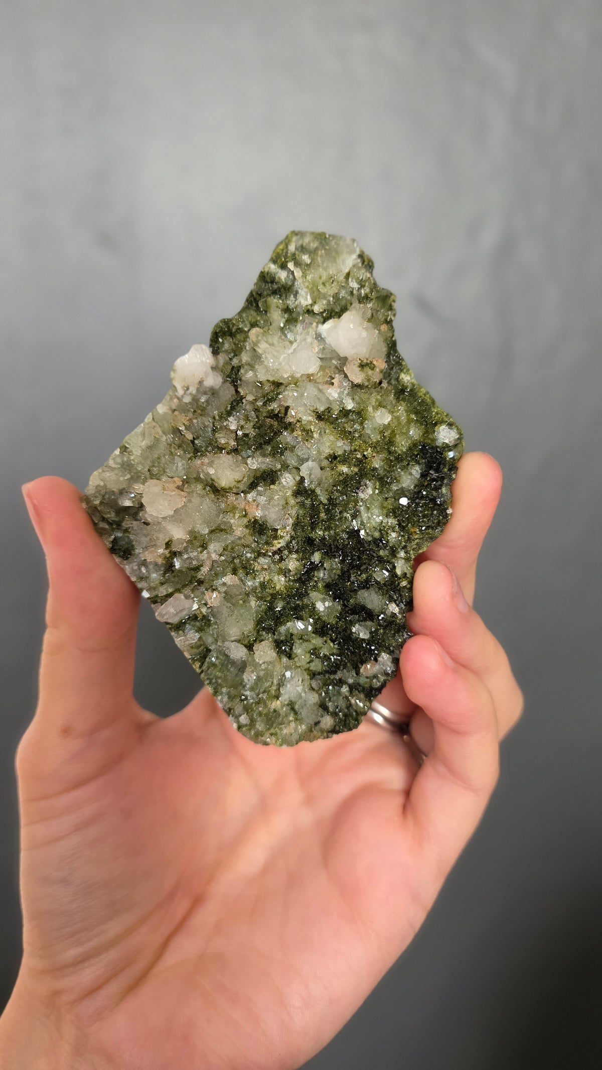 Epidote in Quartz