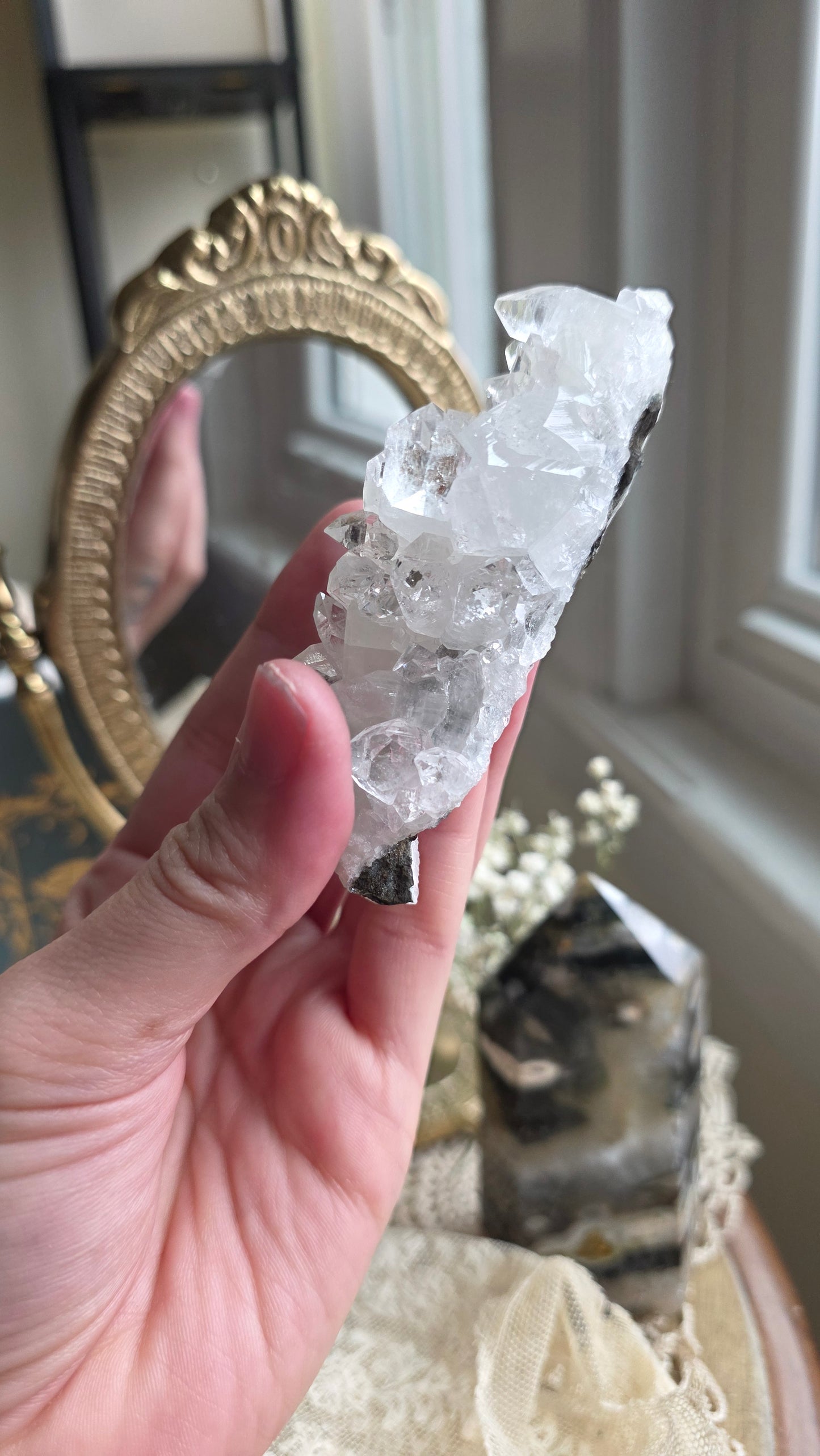 Apophyllite specimen no.6