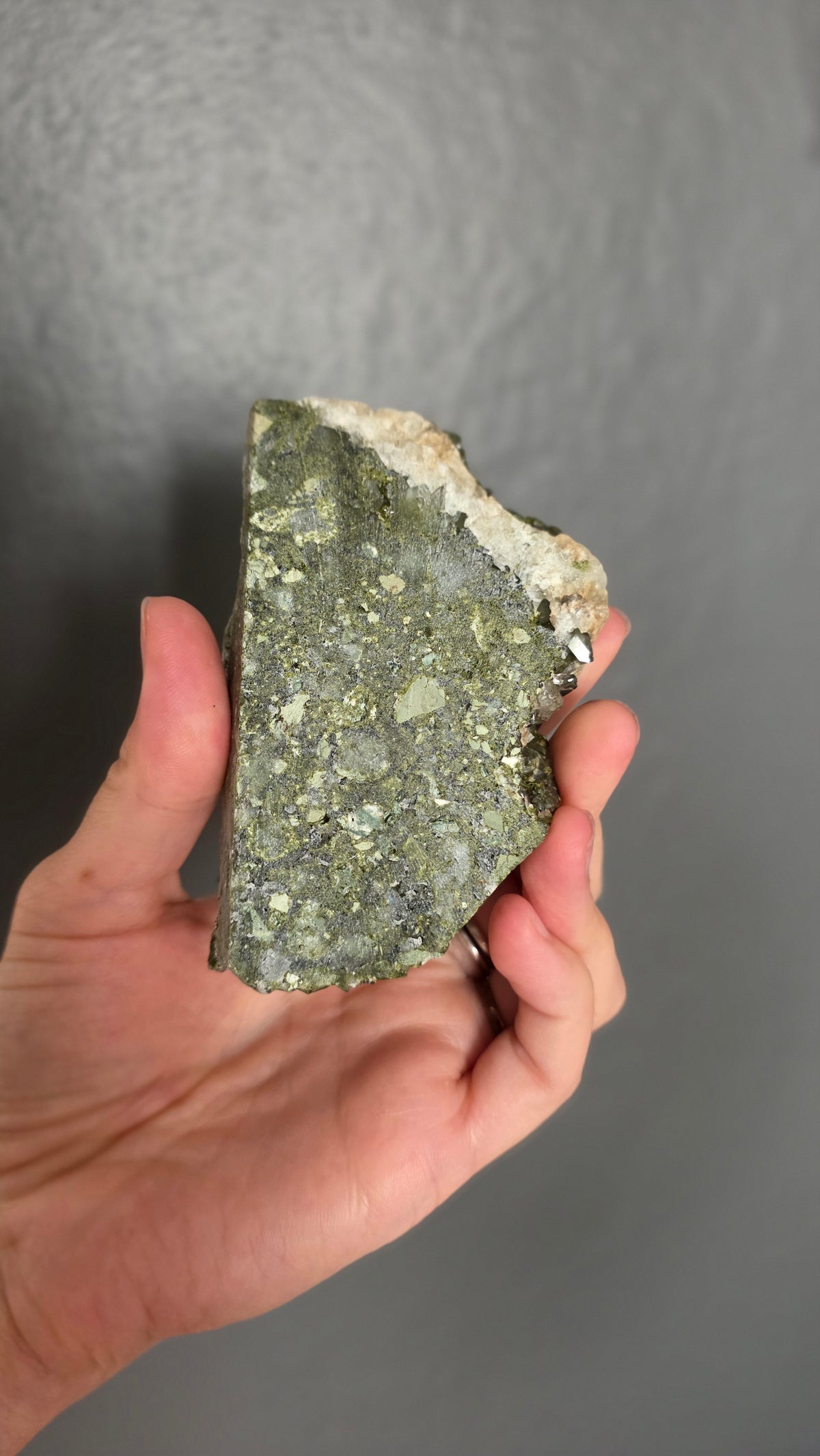 Epidote in Quartz