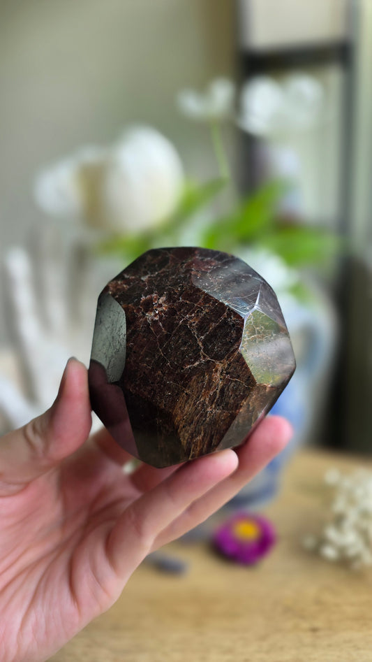 Garnet dodecahedron No.2