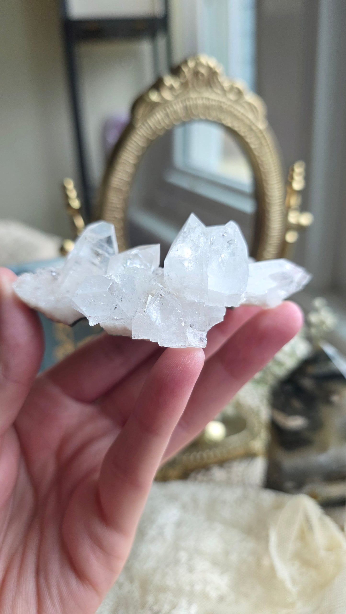 Apophyllite specimen no.7