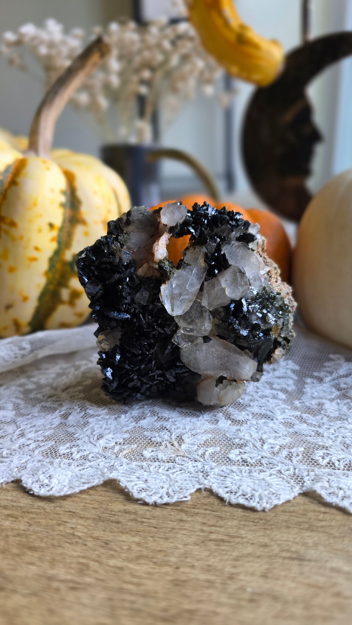 Epidote in Quartz