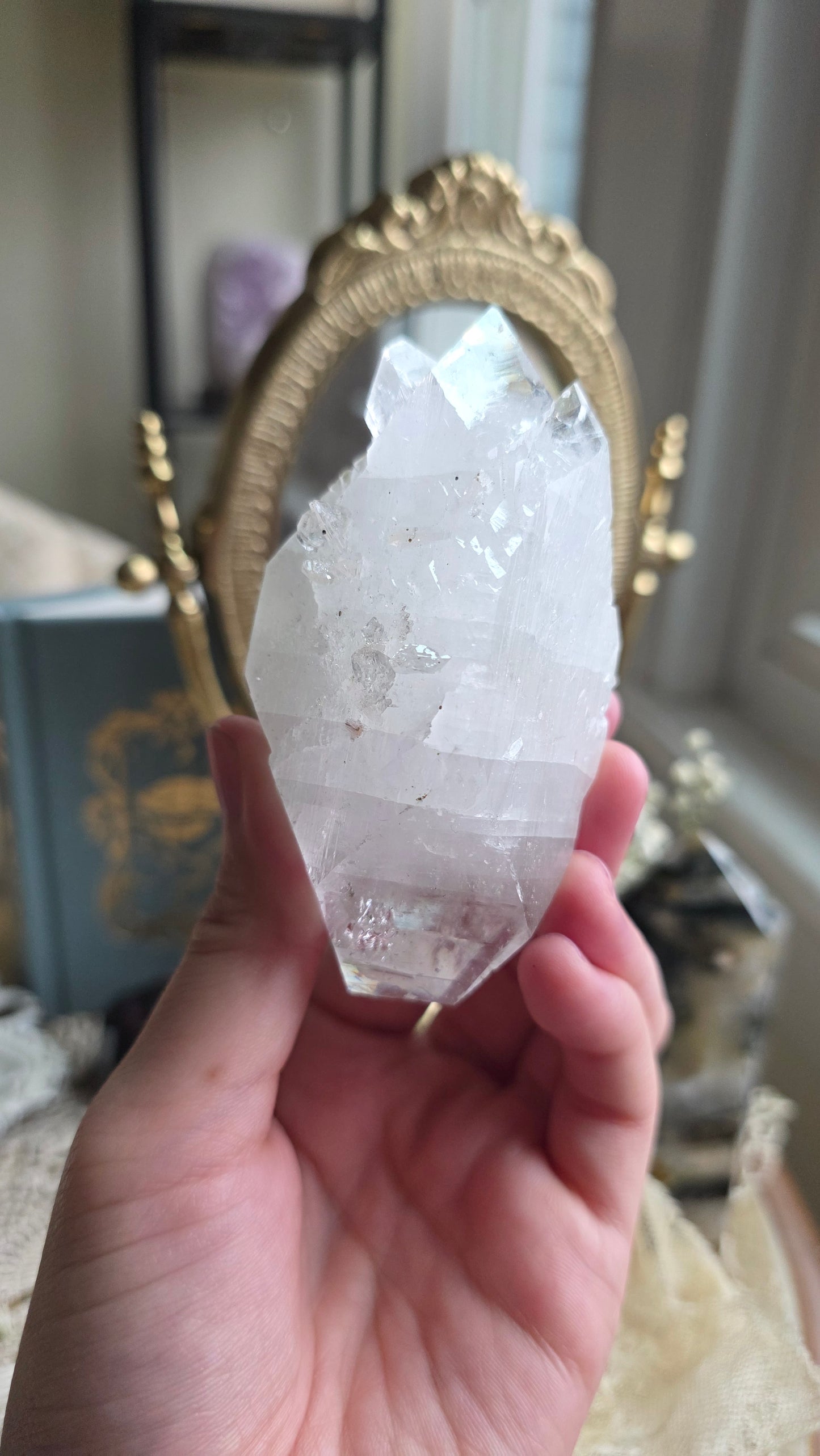 Apophyllite specimen no.4