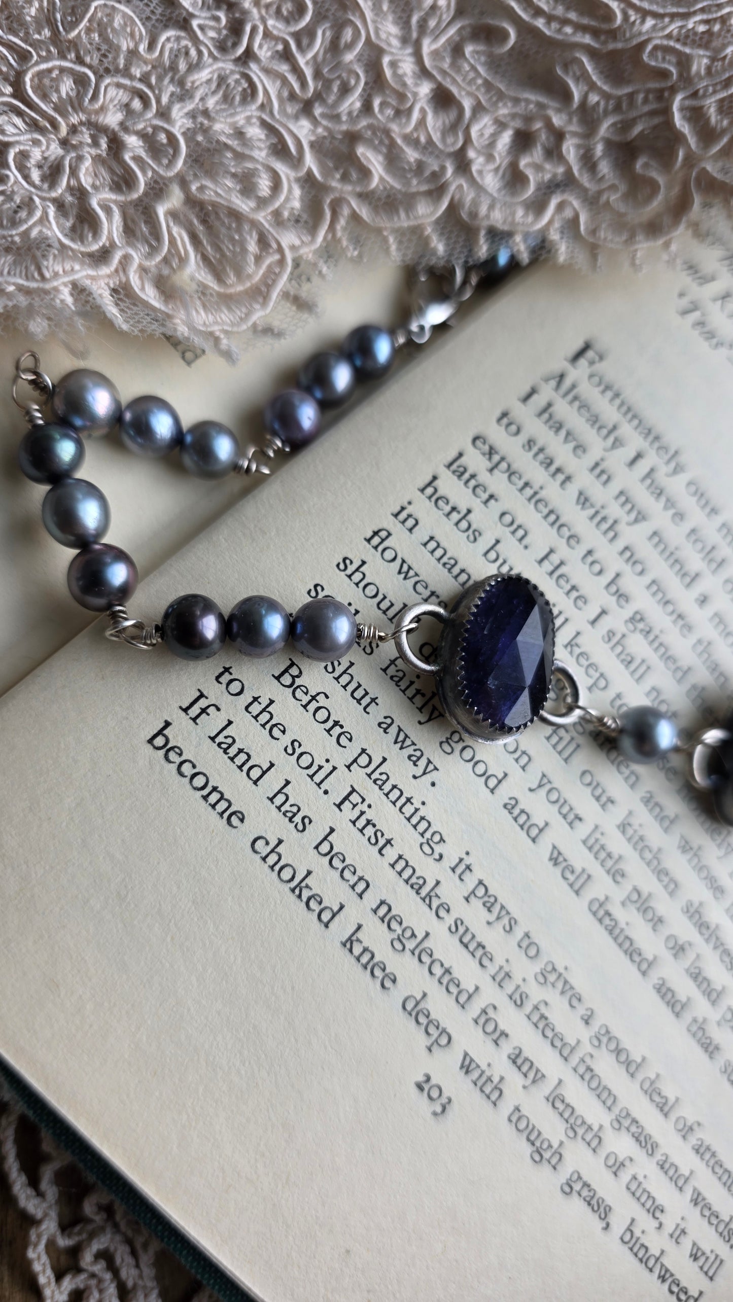 Sterling silver Blue Kyanite and Fresh Water Pearl Choker